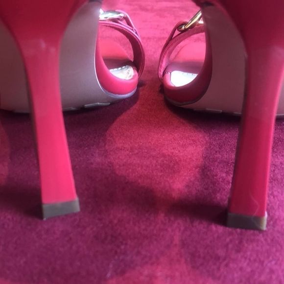 NEW Shoe Dazzle sandals chain detail size 9 - Picture 6 of 8